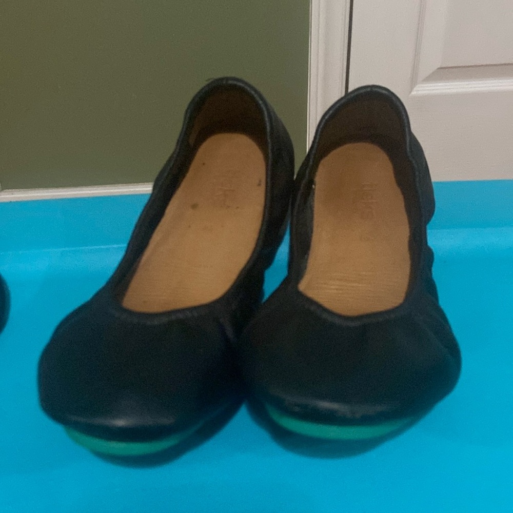 Barely worn tieks